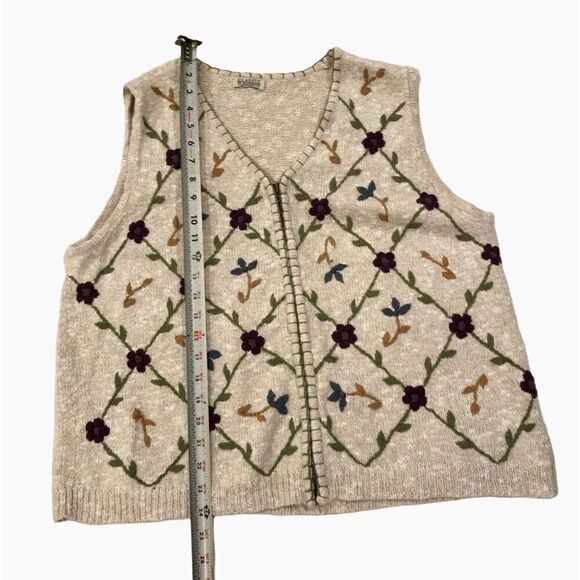 VNT Granny Sweater Vest Zip Up Embroidered Flowers Crochet Retro Vibes Swag - Picture 6 of 14